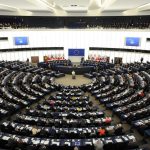 Il Parlamento europeo quanto inquina? Molto, per colpa dei viaggi