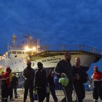 Migranti in Albania, 13,5 milioni per il nolo di una nave, previsti tre-qua…