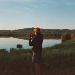 Viaggi e intelligenza artificiale, cresce l’uso ma resta centrale il ruolo …